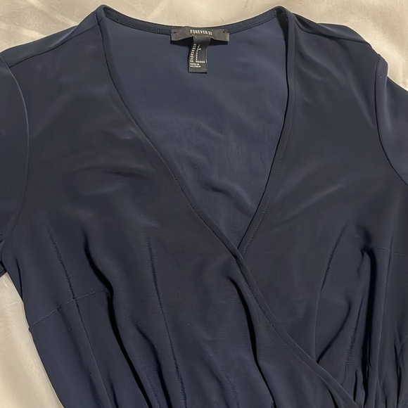 Forever 21 Long Sleeve Wrap Front Dress Small - Picture 3 of 16